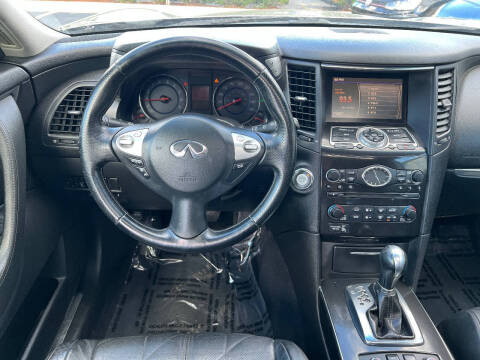 2010 Infiniti FX35