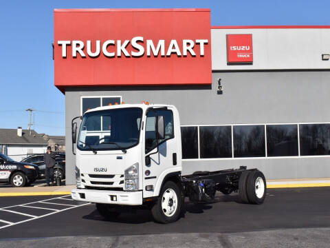 2022 Isuzu NRR