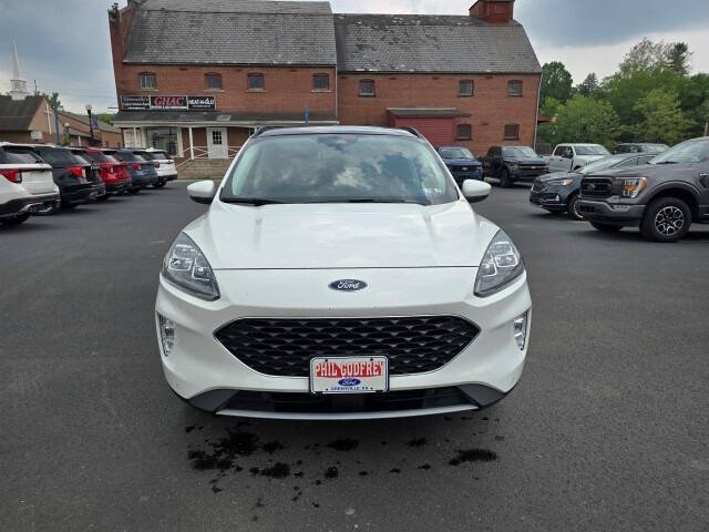 2022 Ford Escape Titanium