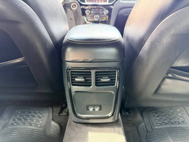 2015 Chrysler 300 S