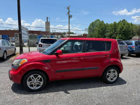 2011 Kia Soul +