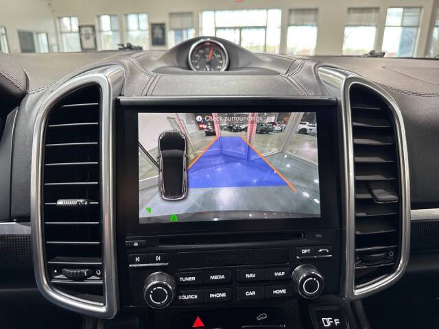 2017 Porsche Cayenne GTS