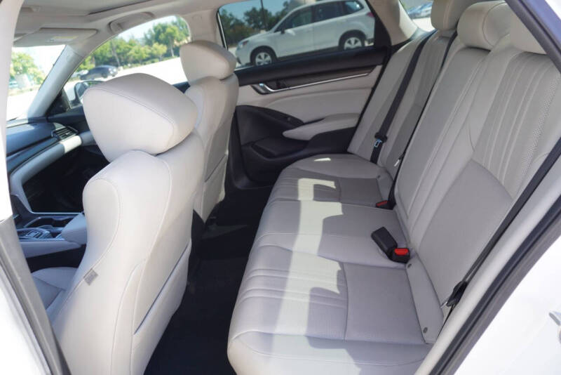 2018 Honda Accord EX-L w/Navi