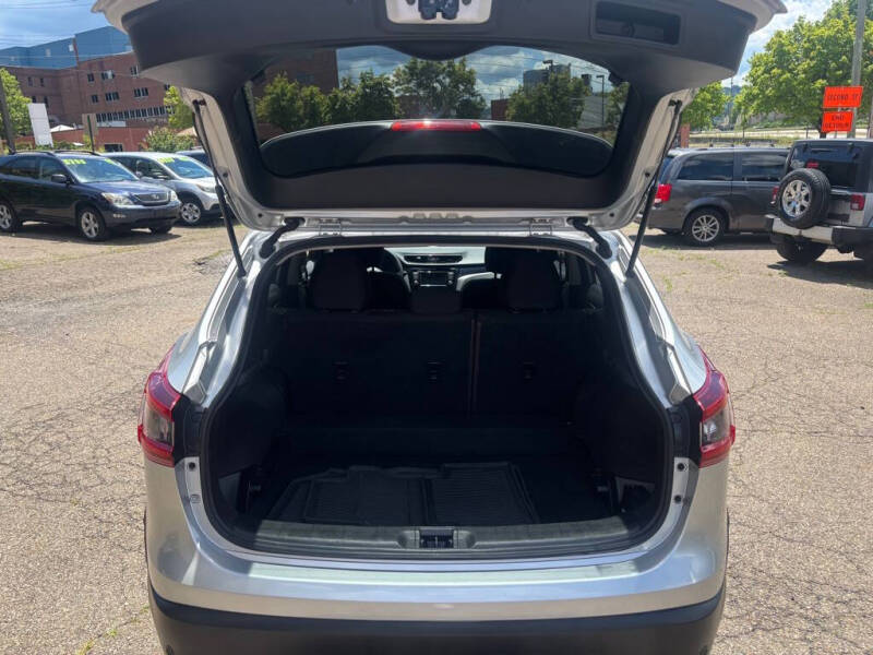 2020 Nissan Rogue Sport S