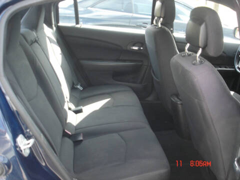 2013 Chrysler 200 Touring