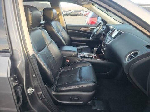 2018 Nissan Pathfinder Platinum