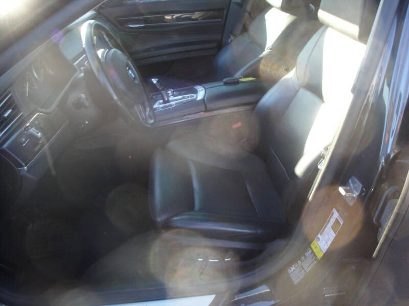 2012 BMW 7 Series 750Li xDrive