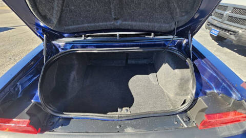 2013 Dodge Challenger SXT Plus