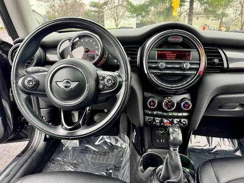 2015 MINI Hardtop 2 Door Cooper