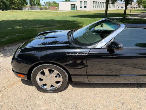 2002 Ford Thunderbird Deluxe