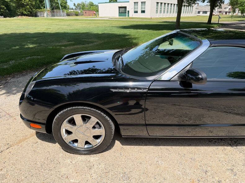 2002 Ford Thunderbird Deluxe