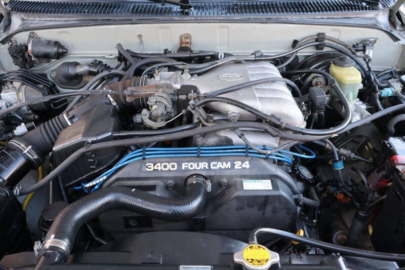2000 Toyota 4Runner SR5