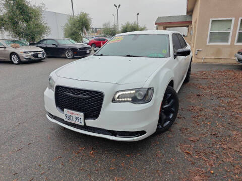 2022 Chrysler 300 Touring