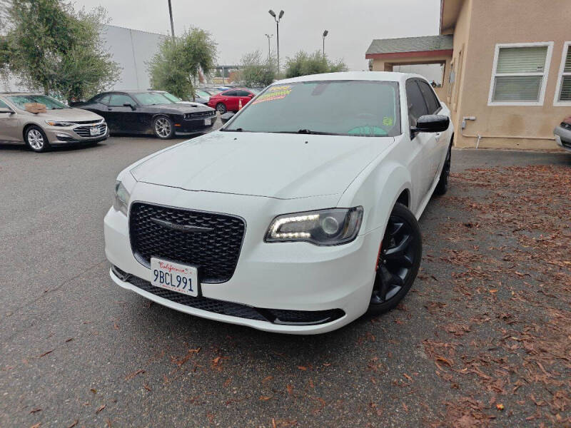 2022 Chrysler 300 Touring