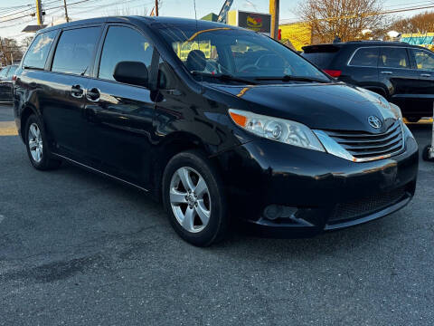 2014 Toyota Sienna L 7-Passenger