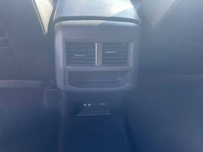 2023 Volkswagen Atlas Cross Sport SE 4Motion