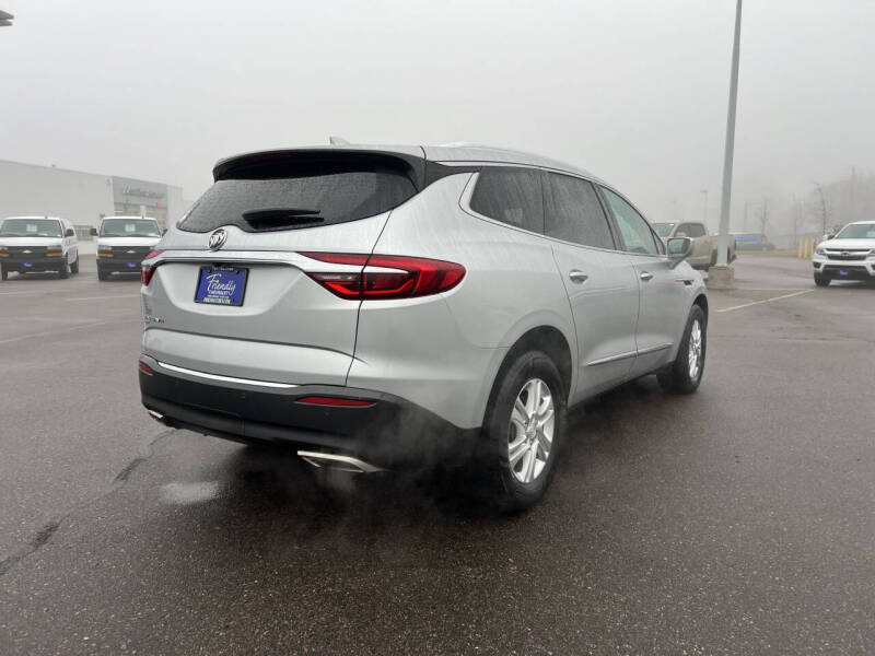 2020 Buick Enclave Essence