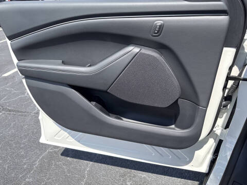 2025 Ford Mustang Mach-E Select