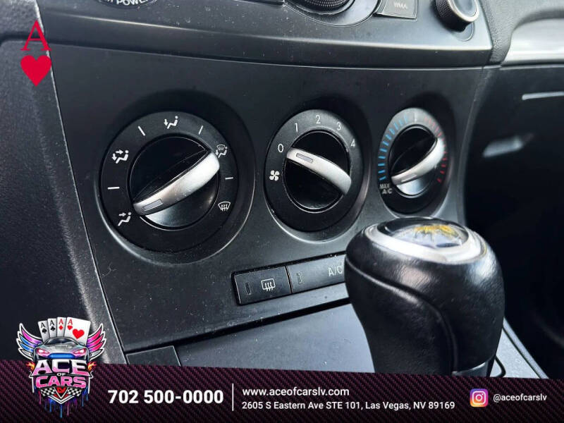 2012 Mazda MAZDA3 i Touring