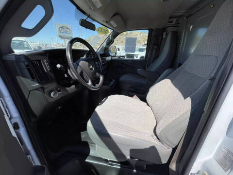 2022 Chevrolet Express 2500