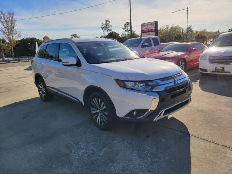 2020 Mitsubishi Outlander for sale at FAMILY AUTO BROKERS in Longwood FL