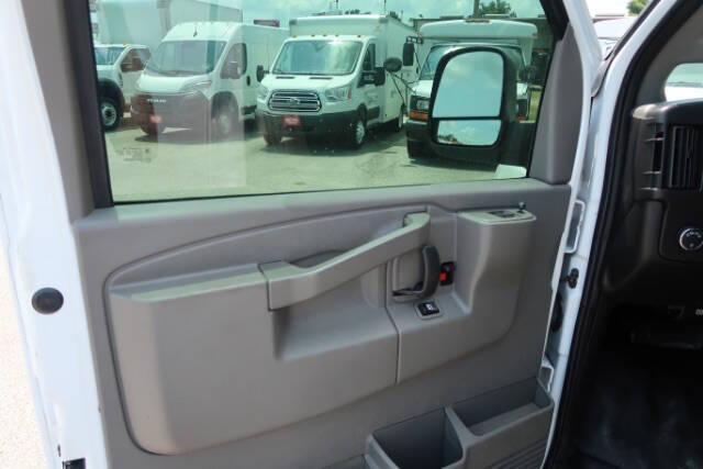 2017 Chevrolet Express 2500