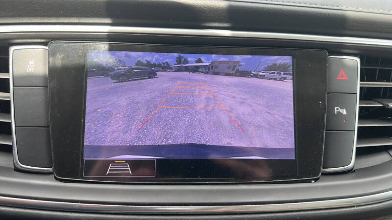 2020 Buick Enclave Essence