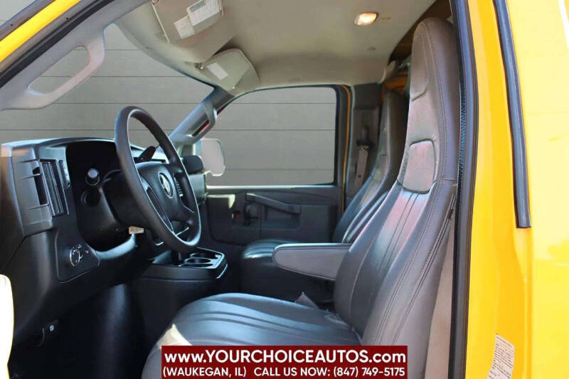 2017 GMC Savana 2500