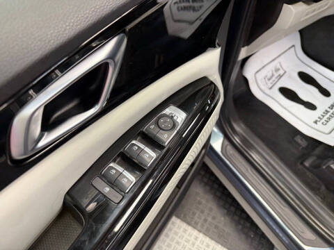2022 Kia Carnival EX