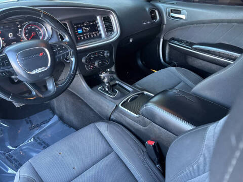 2019 Dodge Charger SXT