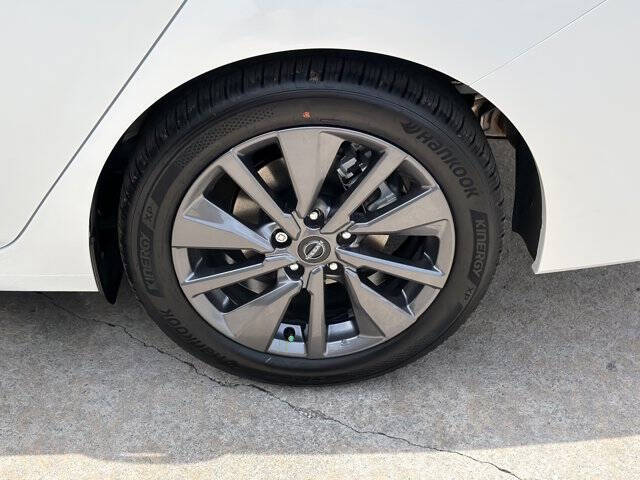 2026 Nissan Sentra SL