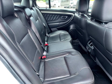 2013 Ford Taurus SEL