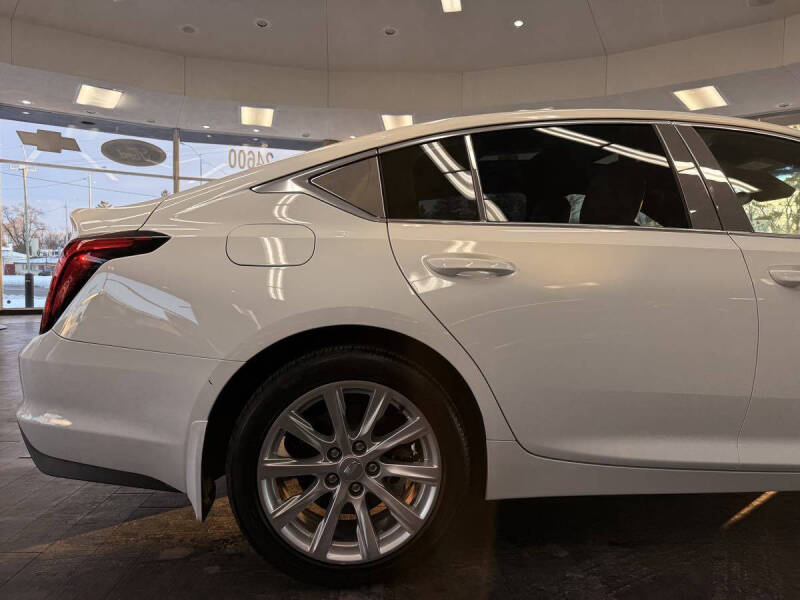 2024 Cadillac CT5 Luxury