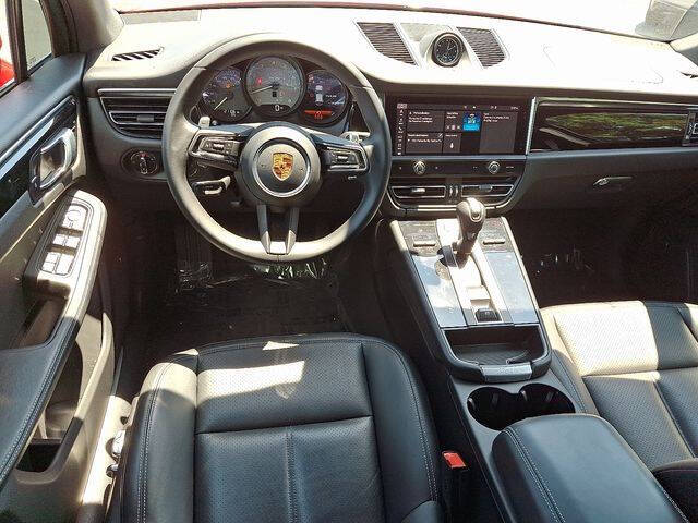 2022 Porsche Macan S