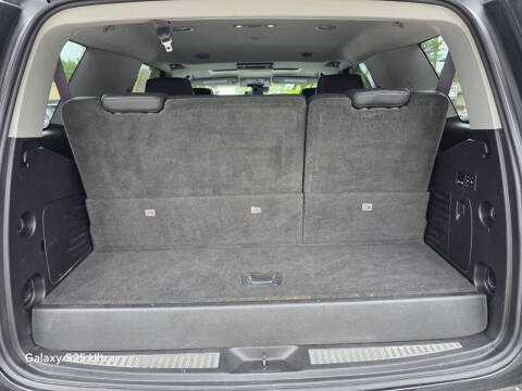 2017 Cadillac Escalade Luxury