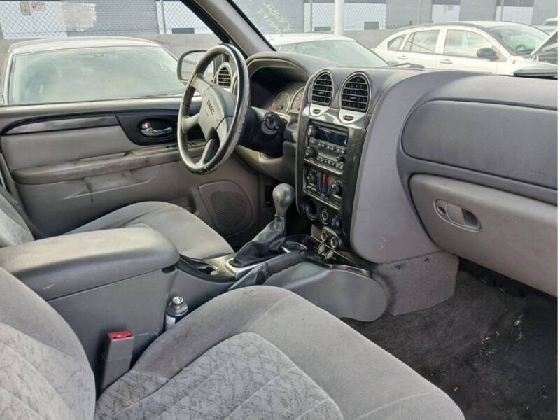 2004 GMC Envoy SLE