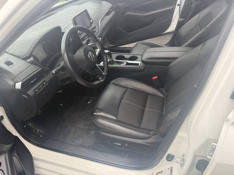 2019 Nissan Altima 2.5 SR