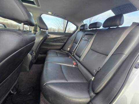 2014 Infiniti Q50 Premium