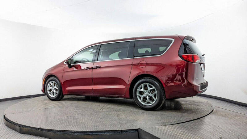 2017 Chrysler Pacifica Touring Plus