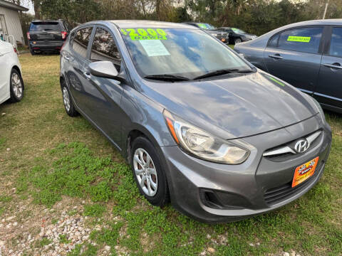 2013 Hyundai Accent for sale at DION'S TRUCKS & CARS LLC in Alvin TX