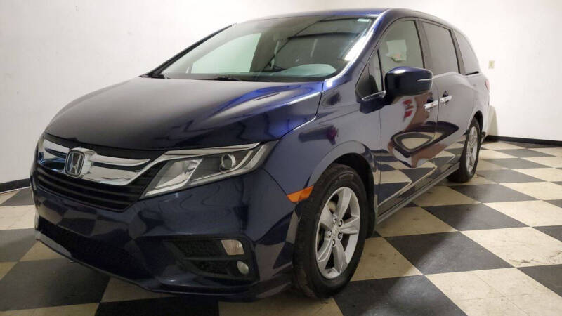 Used 2018 Honda Odyssey EX-L with VIN 5FNRL6H74JB068369 for sale in Suwanee, GA