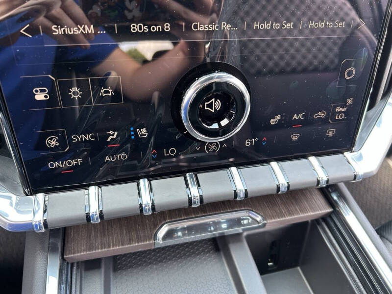 2025 GMC Acadia Denali