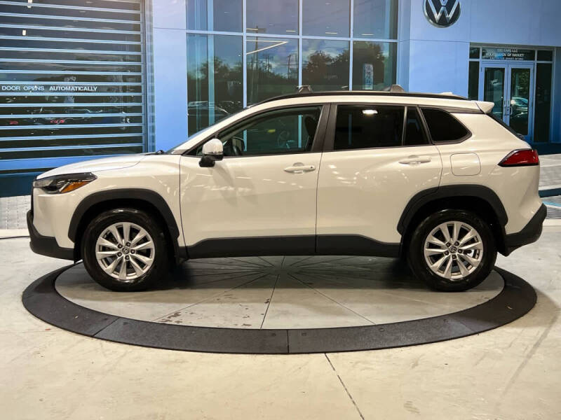 2022 Toyota Corolla Cross LE