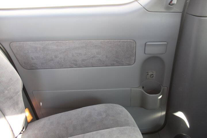 2002 Toyota Sienna LE