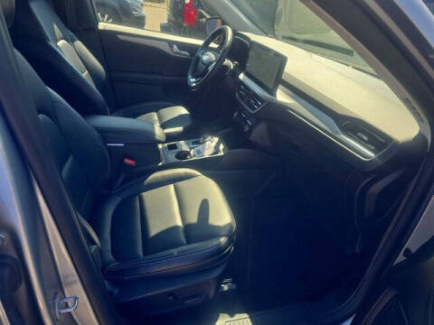 2024 Ford Escape Platinum