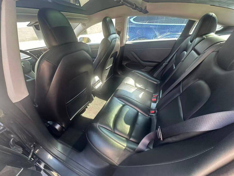 2020 Tesla Model 3 Standard Range