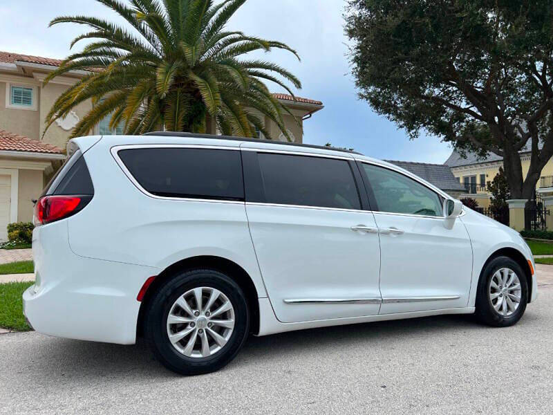 2017 Chrysler Pacifica for sale at B2 AUTO SALES in Pompano Beach, FL