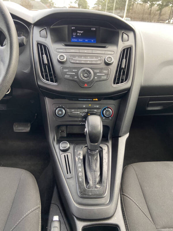 2017 Ford Focus SE
