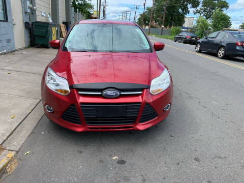 2012 Ford Focus for sale at SUNSHINE AUTO SALES LLC in Paterson NJ
