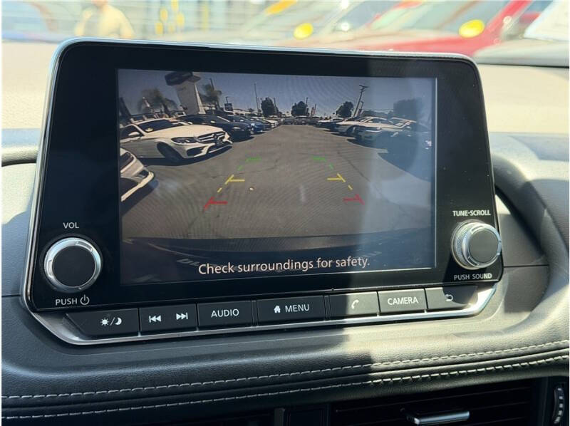 2021 Nissan Rogue S